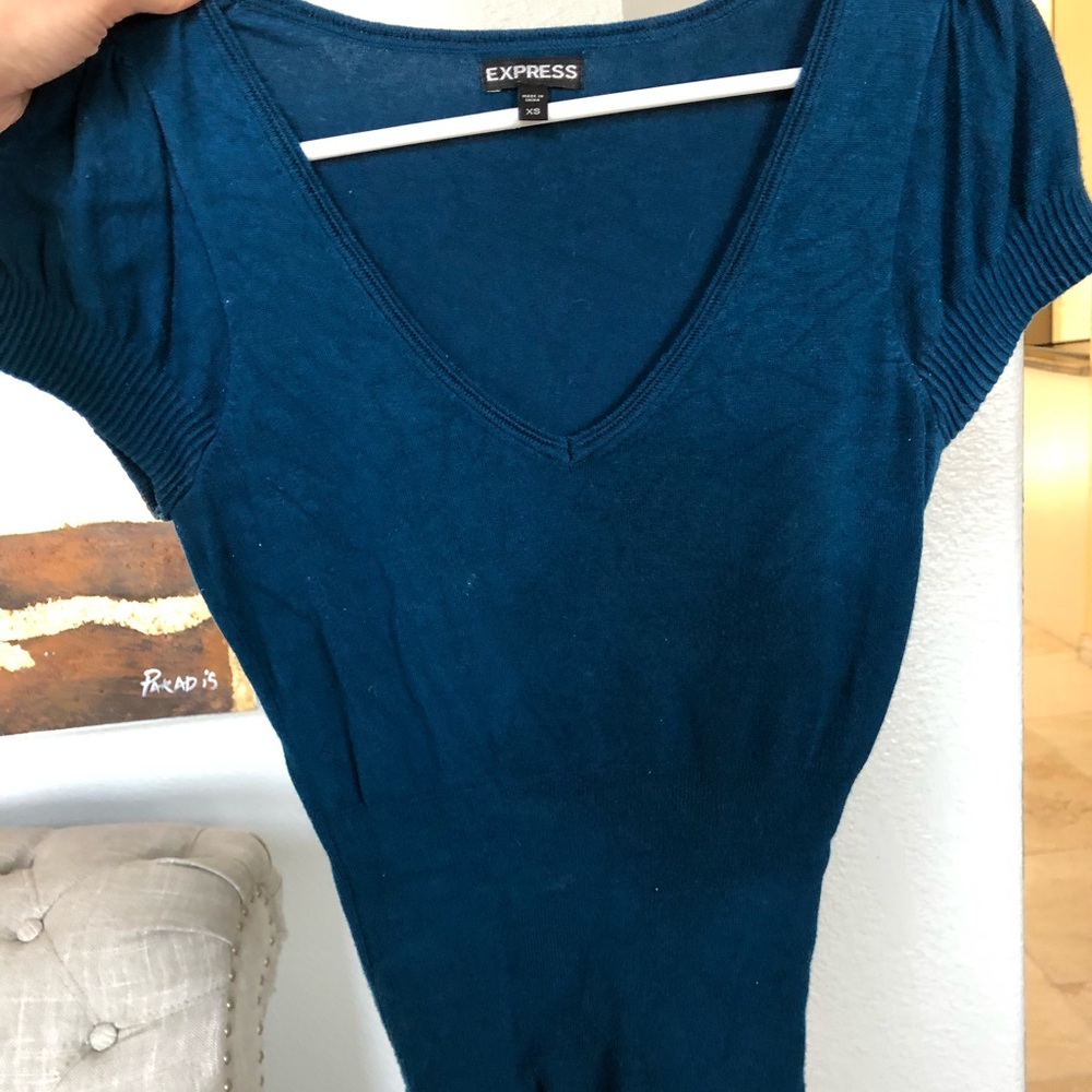 Express blue women’s lightweight stretchy knit top